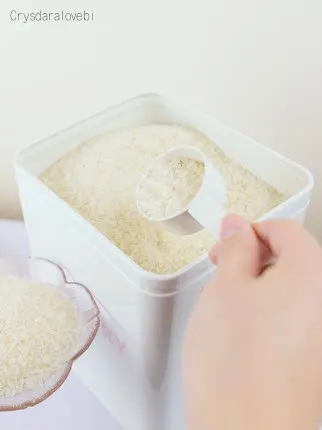 Contenitore in metallo rosa e  - Food Storage With Scoop recensione e prezzo